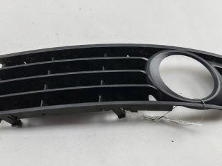 рамка фары противотуманной левой Audi A4 B6 2003, 2.0 л., бензин, МКПП, серый, седан, 8E0807681A