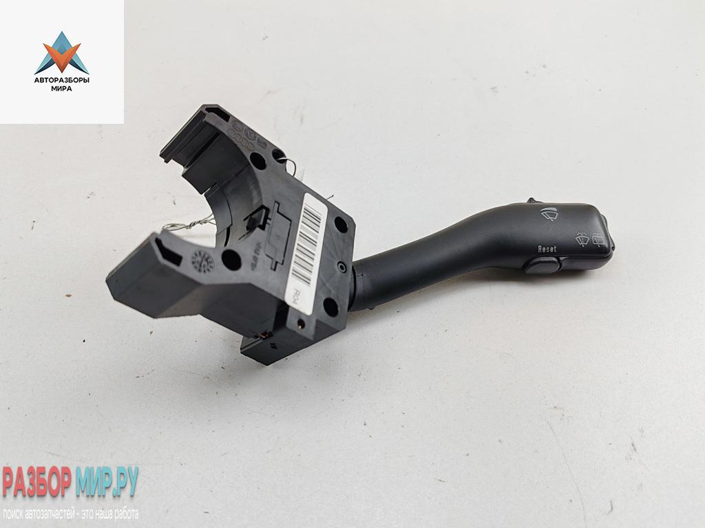 переключатель дворников Audi A6 4B/C5 1999, 2.4 л., бензин, АКПП, зелёный, универсал, 4B0953503H - фото №1