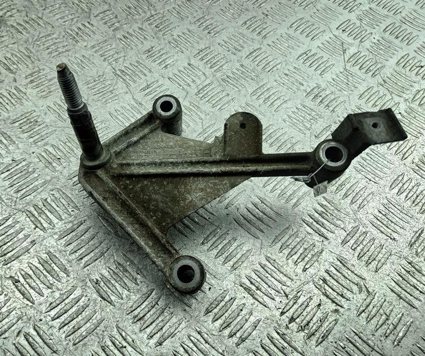 кронштейн КПП Renault Kangoo I 2004, 1.2 л., бензин, МКПП, синий, фургон, 7700434671