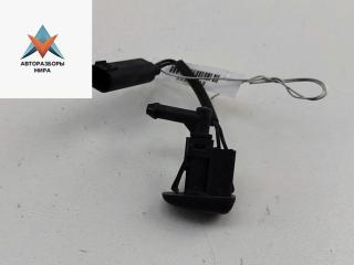 форсунка омывателя лобового стекла BMW 3 серия E46 [рестайлинг] 2005, 1.8 л., бензин, МКПП, чёрный, универсал, 7056731