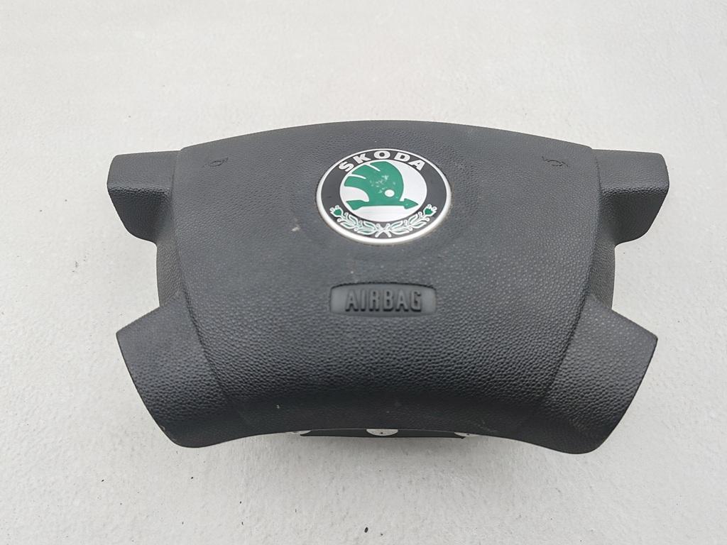 подушка безопасности водителя Skoda Fabia mk1 (6Y) 2004, 1.9 л., дизель, МКПП, чёрный, универсал, 122421200