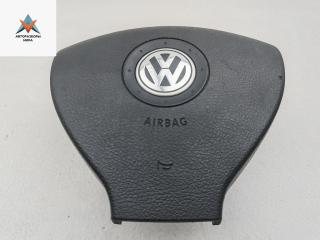подушка безопасности водителя Volkswagen Passat B6 2006, 2.0 л., бензин, МКПП, серый, седан, 3C0880201R