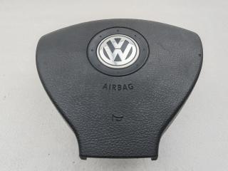 подушка безопасности водителя Volkswagen Passat B6 2006, 2.0 л., бензин, МКПП, серый, седан, 3C0880201R
