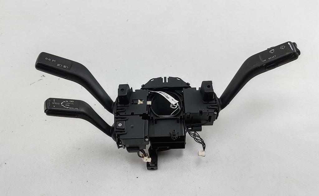 переключатель подрулевой Volkswagen Passat B6 2006, 2.0 л., бензин, МКПП, серый, седан, 3C5953513C