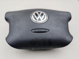 подушка безопасности водителя Volkswagen Passat B5 [рестайлинг] 2001, 2.0 л., бензин, МКПП, синий, универсал, 3B0880201AS