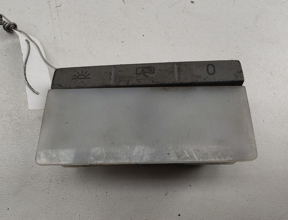 фонарь салона (плафон) Volkswagen Touareg 2005, 2.5 л., дизель, АКПП, чёрный, внедорожник 5 дв., 7L6947291B