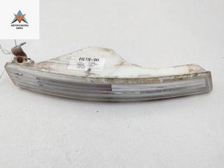 Поворотник (указатель поворота) правый Volkswagen Passat B6 2007, 2.0 л., дизель, МКПП, чёрный, универсал