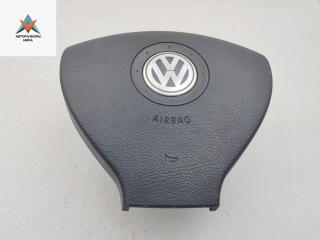 подушка безопасности водителя Volkswagen Passat B6 2006, 2.0 л., бензин, МКПП, серый, седан, 3C0880201AB