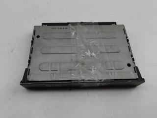 подстаканник Volkswagen Golf 4 поколение 2001, 1.9 л., дизель, АКПП, серый, универсал, 1J0858601B