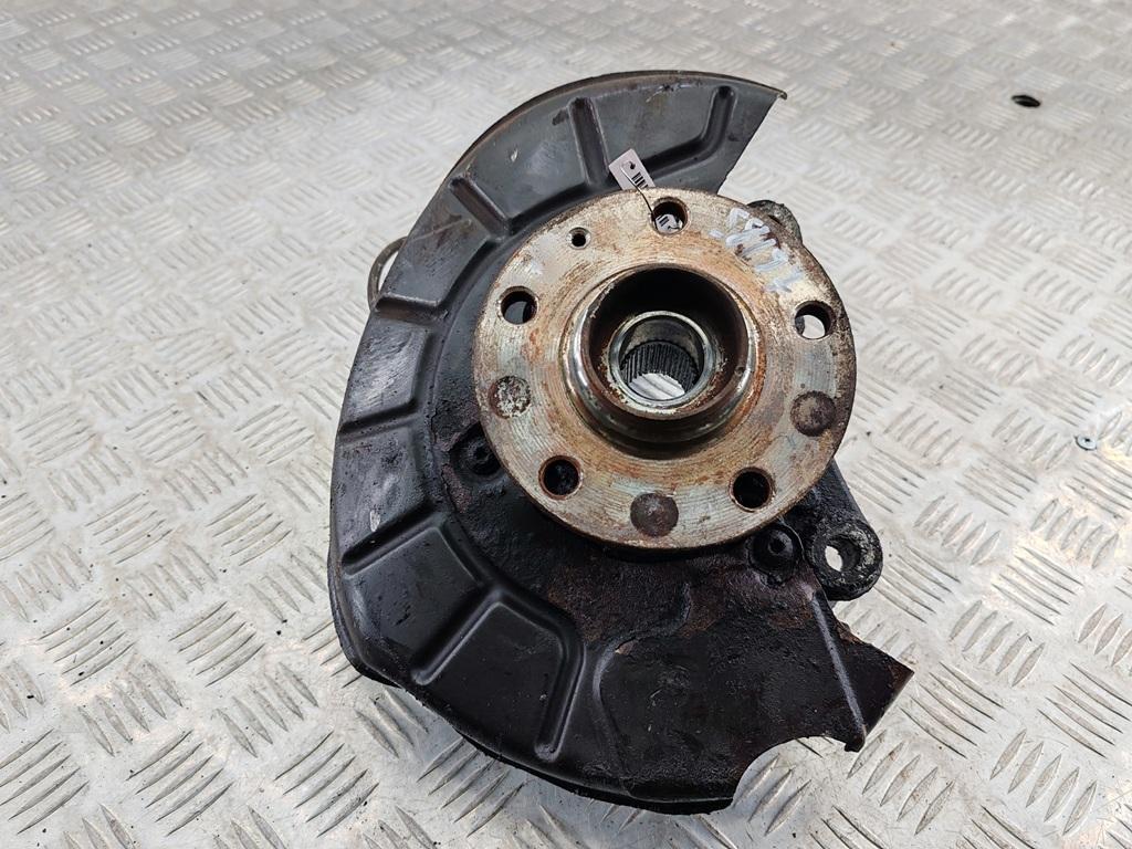 ступица передняя правая Volkswagen Passat B6 2008, 2.0 л., дизель, АКПП, серый, универсал
