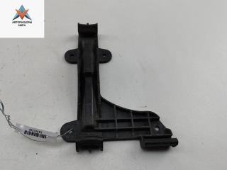 кронштейн заднего бампера Audi 80 8C/B4 1994, 2.0 л., бензин, МКПП, красный, седан, 8A0807483