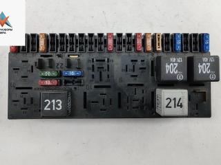 блок предохранителей Audi 80 8C/B4 1994, 2.0 л., бензин, МКПП, красный, седан, 443941822B