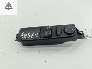 кнопка стеклоподъемника переднего левого Mercedes-Benz Vito 2009, 2.2 л., дизель, МКПП, белый, микроавтобус