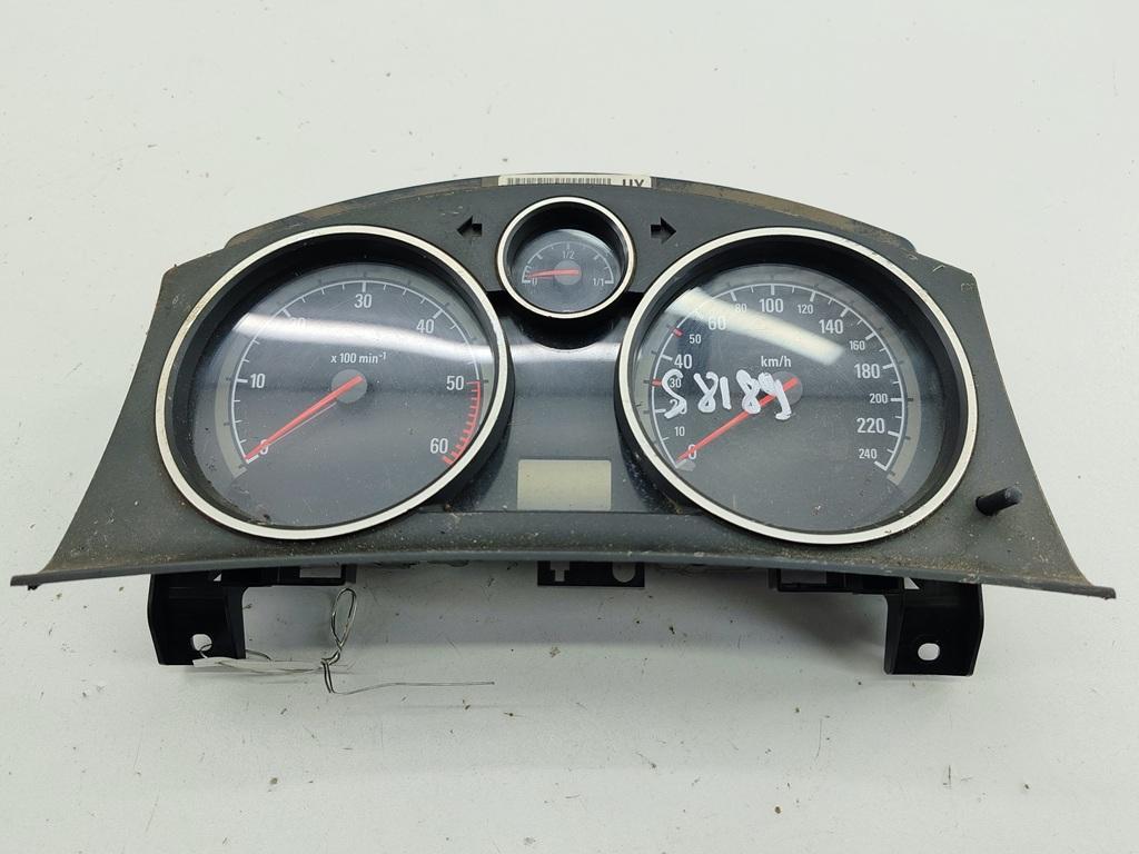 приборная панель Opel Astra H 2007, 1.7 л., дизель, МКПП, серый, хетчбэк 5 дв., 13267567