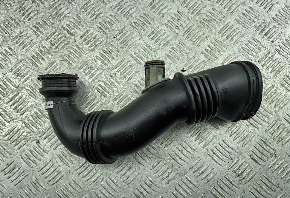 патрубок турбины Peugeot 207 2008, 1.6 л., дизель, 9687883680