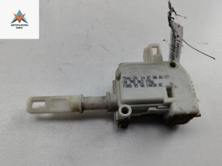 активатор замка багажника SEAT Alhambra 1 поколение [рестайлинг] 2001, 1.9 л., дизель, МКПП, синий, минивэн, 7M0862159