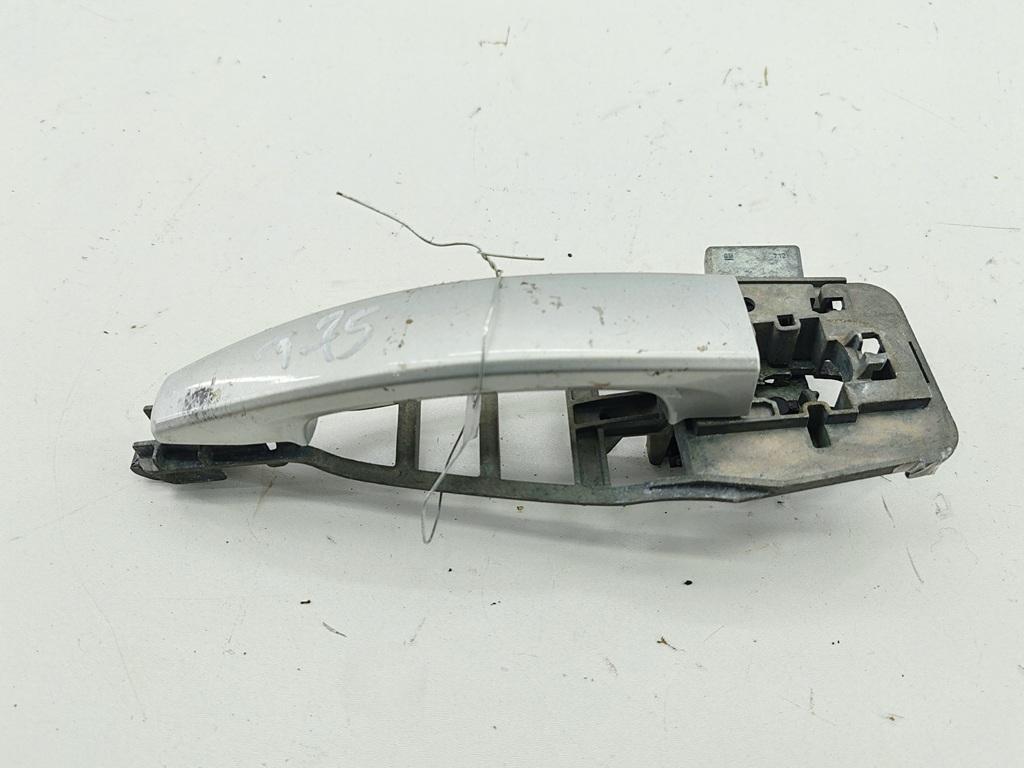 ручка наружная передняя левая Opel Signum 2004, 2.2 л., дизель, АКПП, серый, хетчбэк 5 дв.