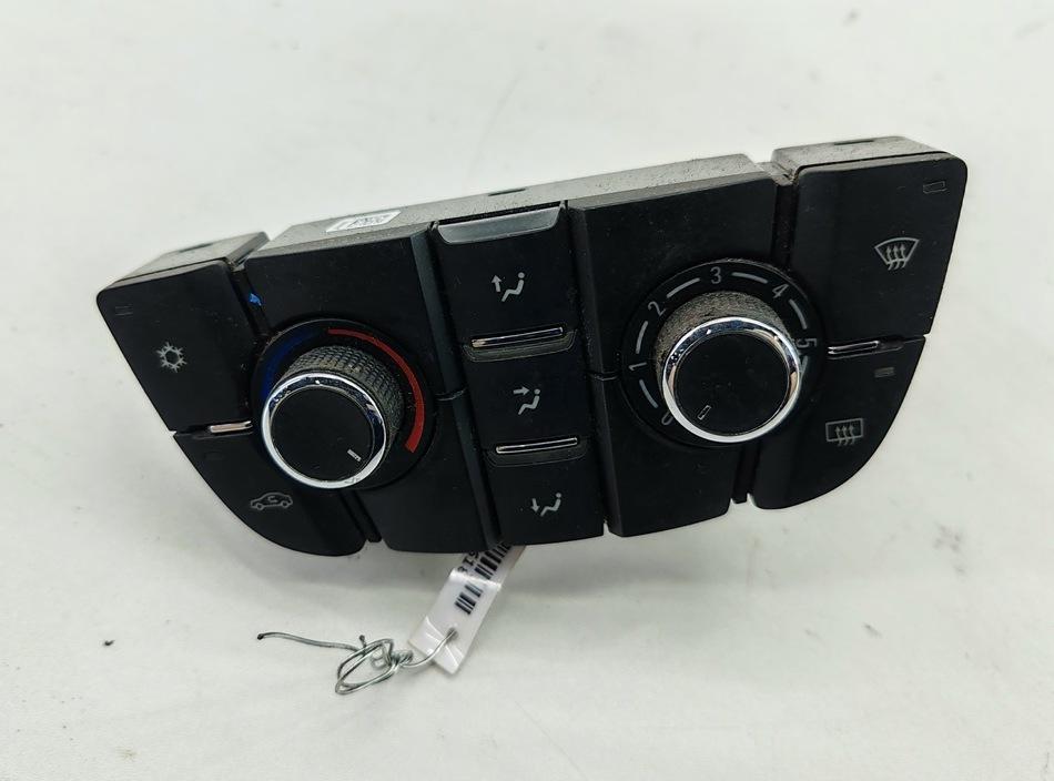 блок управления печки / климат-контроля Opel Astra J 2011, 1.4 л., бензин, АКПП, серый, универсал, 13346092