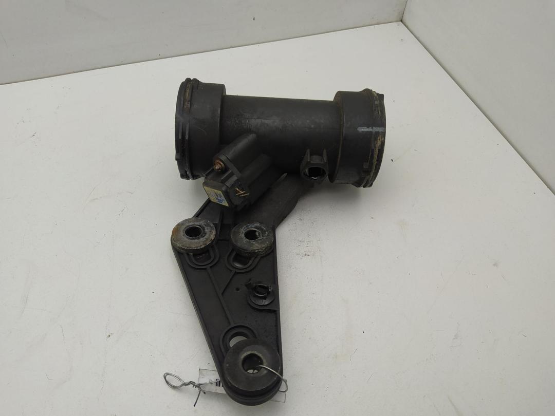 патрубок интеркулера Mercedes-Benz C-Класс W203/S203/CL203 2002, 2.2 л., дизель, МКПП, чёрный, универсал, 2035200095 - фото №1
