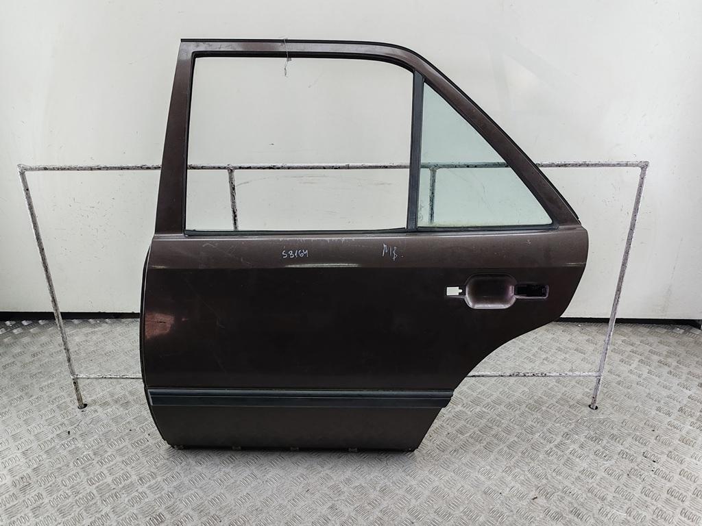 дверь сдвижная Mercedes-Benz W124 1985, коричневый, седан