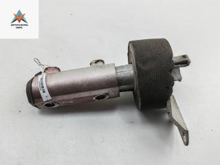 кронштейн заднего бампера Audi 80 8C/B4 1992, 2.0 л., бензин, МКПП, красный, седан, 8A0807332A