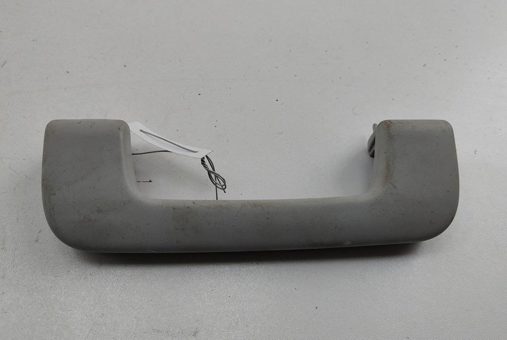 ручка внутренняя потолочная Audi A6 4F/C6 2005, 3.2 л., бензин, АКПП, серый, универсал, 8P0857607C - фото №1