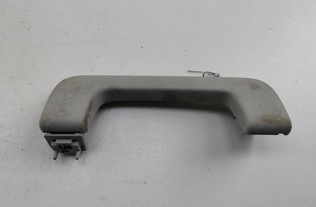 ручка внутренняя потолочная Audi A6 4F/C6 2005, 3.2 л., бензин, АКПП, серый, универсал, 8P0857607C - фото №1