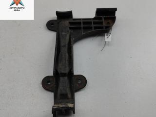 кронштейн заднего бампера Audi 80 8C/B4 1991, 2.0 л., бензин, МКПП, серый, седан, 8A0807484