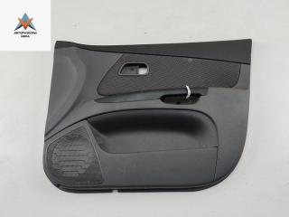 обшивка двери передняя правая Kia Rio 2 поколение [рестайлинг] 2009, 1.4 л., бензин, МКПП, красный, хетчбэк 5 дв.
