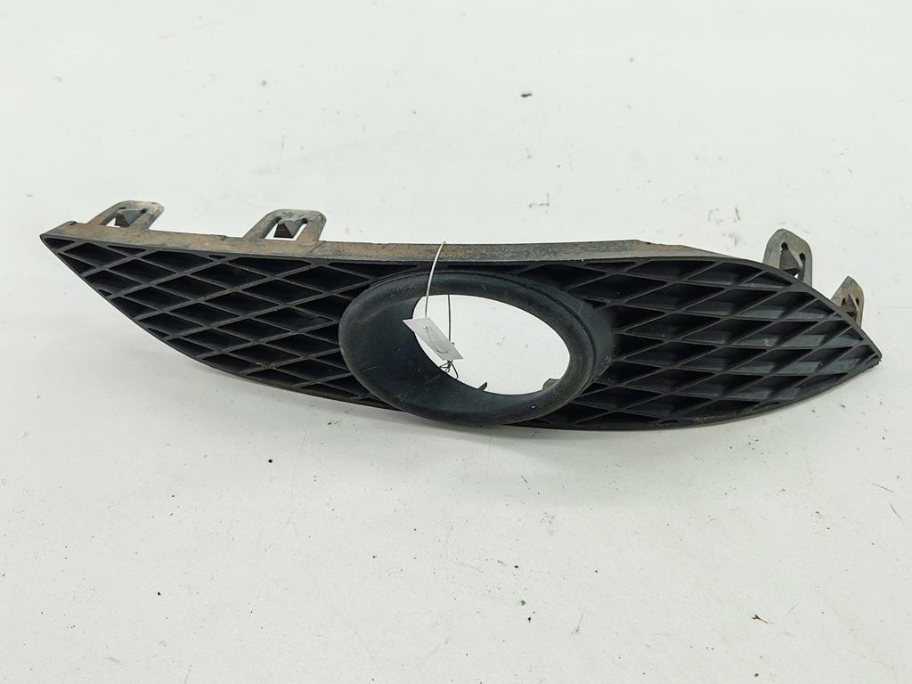 рамка фары противотуманной правой Opel Astra H 2007, 1.9 л., дизель, МКПП, серый, универсал, 13225765