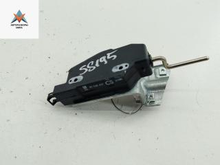 замок лючка топливного бака Opel Vectra B 1998, 1.8 л., бензин, МКПП, красный, седан, 90568457