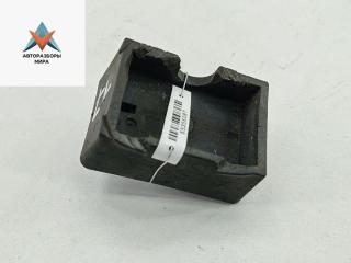 опора под домкрат (поддомкратная подушка) Opel Signum C 2004, 2.2 л., дизель, АКПП, серый, хетчбэк 5 дв., 24435780