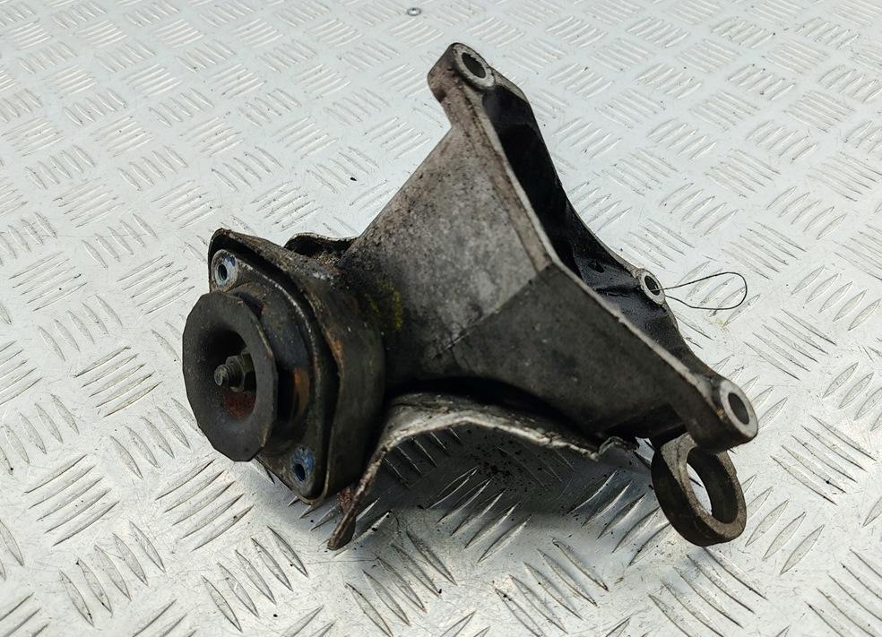 кронштейн КПП Audi A4 B5 1999, 1.8 л., бензин, МКПП, зелёный, седан