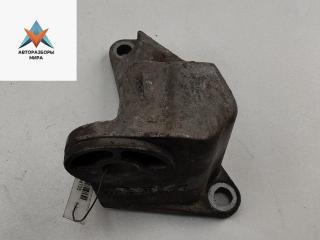 кронштейн КПП Audi A4 B5 [рестайлинг] 2000, 1.8 л., бензин, АКПП, жёлтый, седан, 8D0399113AA