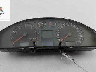 приборная панель Audi A4 B5 [рестайлинг] 1999, 1.8 л., бензин, МКПП, зелёный, седан, 8D0920900B