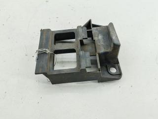 кронштейн переднего бампера Volkswagen Crafter 2007, 2.5 л., дизель, МКПП, белый, микроавтобус, 9068850163