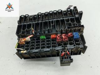 блок предохранителей Volkswagen Transporter T4 2000, 2.5 л., дизель, МКПП, белый, микроавтобус, 357937039