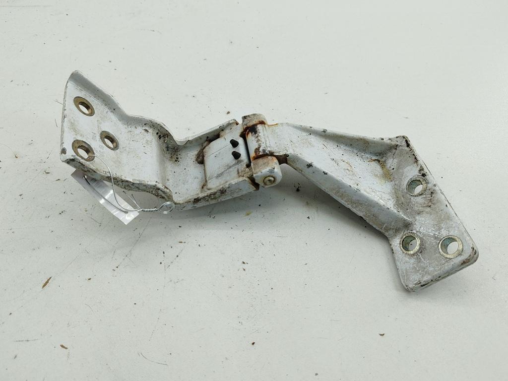 петля двери Mercedes-Benz Vito 2009, белый, микроавтобус, 6397401937