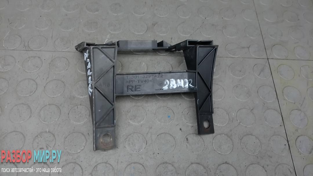крепление фары правой Volkswagen Transporter T5 2004, 2.5 л., дизель, МКПП, микроавтобус, 1301329422 - фото №1