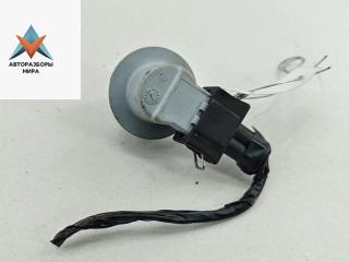 Патрон лампы фонаря IVECO Daily 3 поколение 2004, 2.3 л., дизель, МКПП, белый, микроавтобус