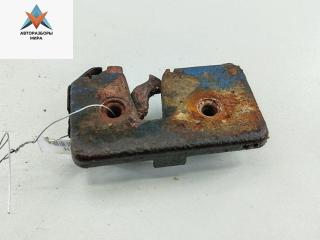 замок багажника Volkswagen Transporter T4 1997, микроавтобус