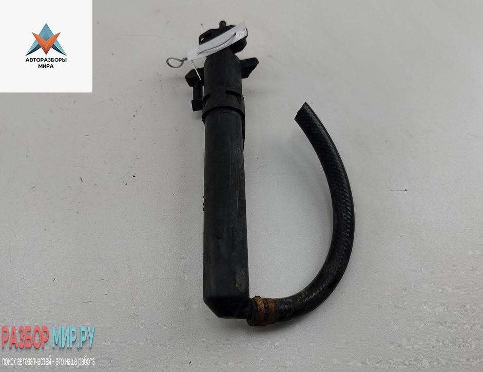 форсунка омывателя фары Peugeot 307 1 поколение 2003, 1.6 л., бензин, МКПП, красный, универсал - фото №1