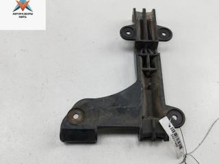 кронштейн заднего бампера Audi 80 8C/B4 1994, 1.6 л., бензин, МКПП, синий, универсал, 8A0807483