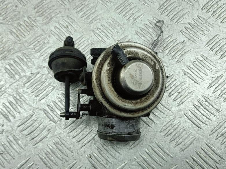 клапан EGR Skoda Fabia mk1 (6Y) 2004, 1.9 л., дизель, МКПП, чёрный, универсал, 038131501M