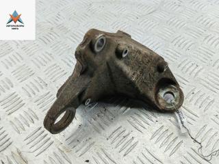 кронштейн КПП Volkswagen Passat B5 1997, 1.8 л., бензин, МКПП, синий, седан, 8D0399114S