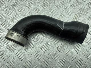 патрубок интеркулера Volkswagen Passat B6 2006, 2.0 л., бензин, МКПП, серый, седан, 3C0145834H