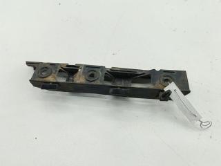 кронштейн переднего бампера Volkswagen Passat B6 2005, 2.0 л., бензин, МКПП, серый, универсал, 3C0807183