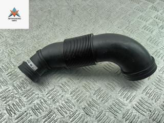 патрубок воздушного фильтра Volkswagen Touareg 1 поколение 2006, 3.0 л., дизель, 7L6129627F