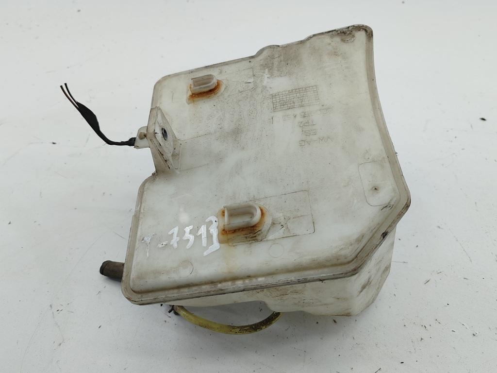бачок омывателя Volkswagen Passat B6 2007, 2.0 л., дизель, универсал, 3C0955453