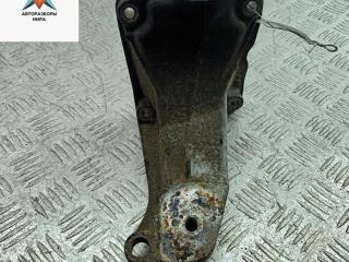 кронштейн двигателя Volkswagen Golf 3 поколение 1993, 1.8 л., бензин, МКПП, красный, хетчбэк 5 дв., 1H0199354A
